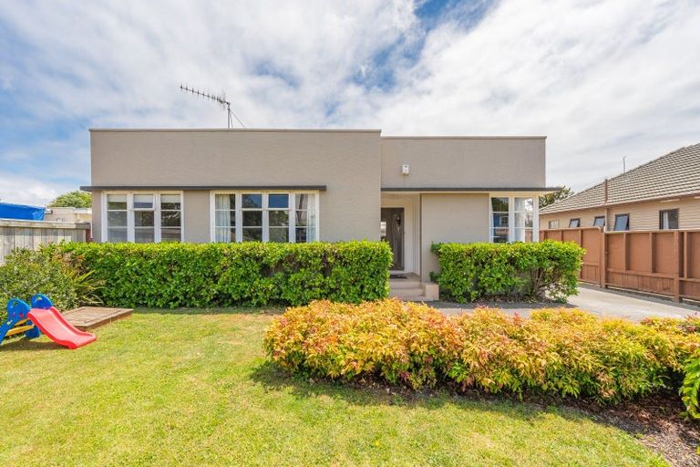 Photo of property in 85 Latham Street, Marewa, Napier, 4110