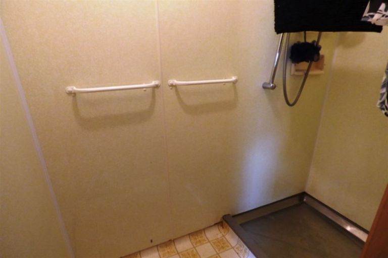 Photo of property in 23 Gorge Road, Clinton, 9534