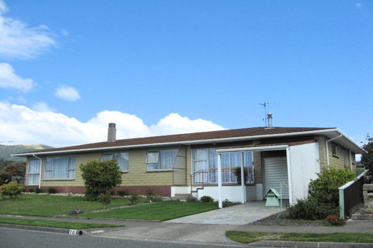 Photo of property in 2/10 Galway Street, Stoke, Nelson, 7011