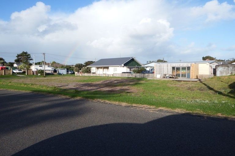 Photo of property in 2 Omanu Street, Koitiata, Wanganui, 4581