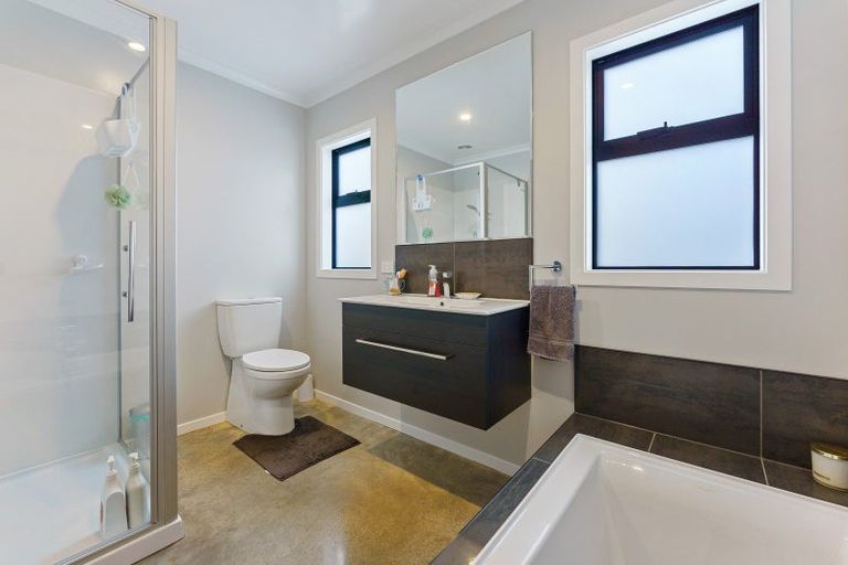 Photo of property in 174 Harakeke Road, Te Horo, Otaki, 5581