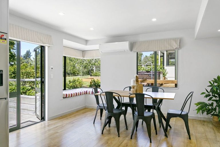 Photo of property in 71 Gillespie Place, Acacia Bay, Taupo, 3385