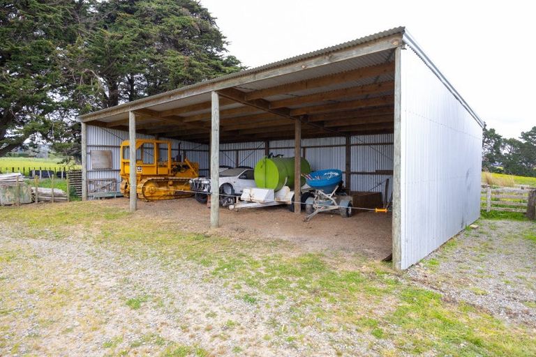 Photo of property in 158 Pahiatua Aokautere Road, Aokautere, 4471