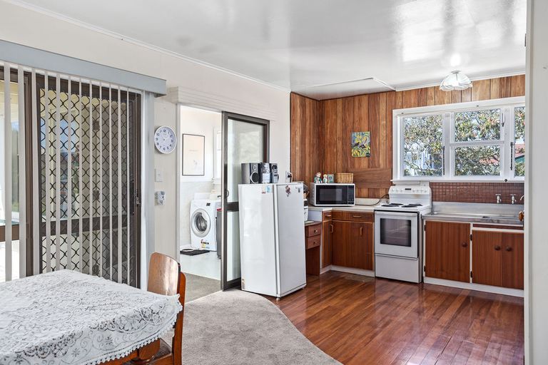 Photo of property in 15 Rimu Street, Edgecumbe, 3120