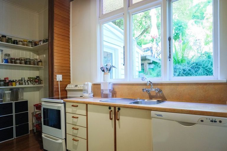 Photo of property in 30 Norfolk Street, Saint Clair, Dunedin, 9012