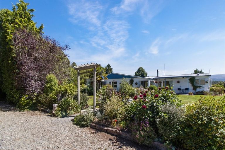 Photo of property in 128 Maytown Road, Waimate, 7978