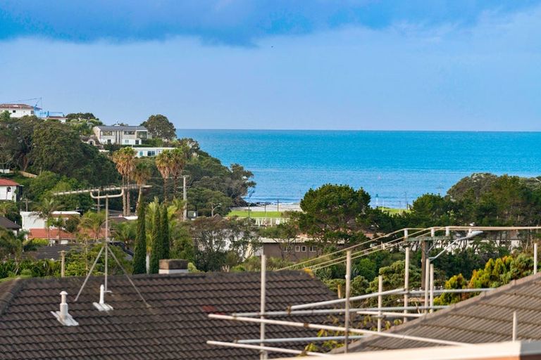 Photo of property in 6c Seaview Road, Milford, Auckland, 0620