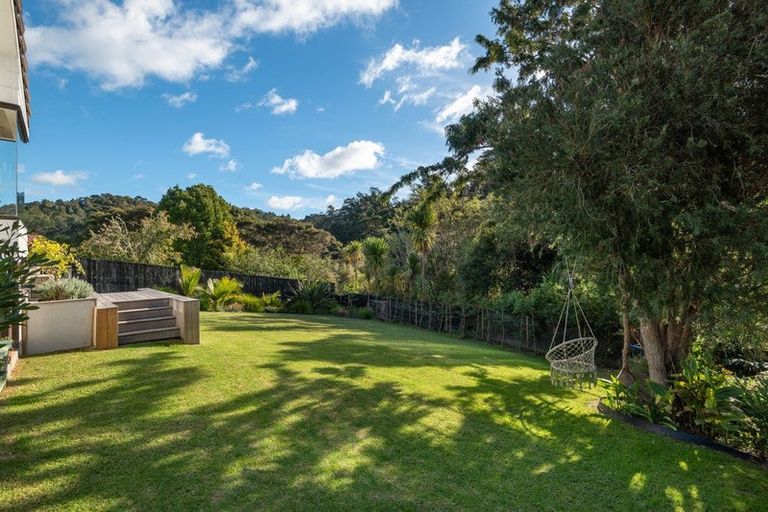 Photo of property in 9 Glendawn Place, Bayview, Auckland, 0629