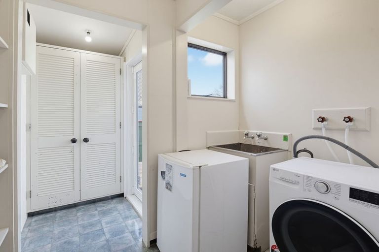 Photo of property in 64 Rhodes Drive, Kelvin Grove, Palmerston North, 4414
