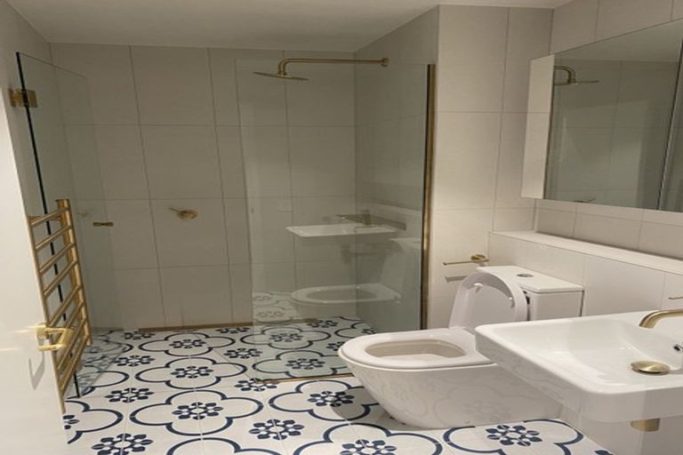 Photo of property in Sunset West, 206/251 Victoria Street, Wellington, 6011