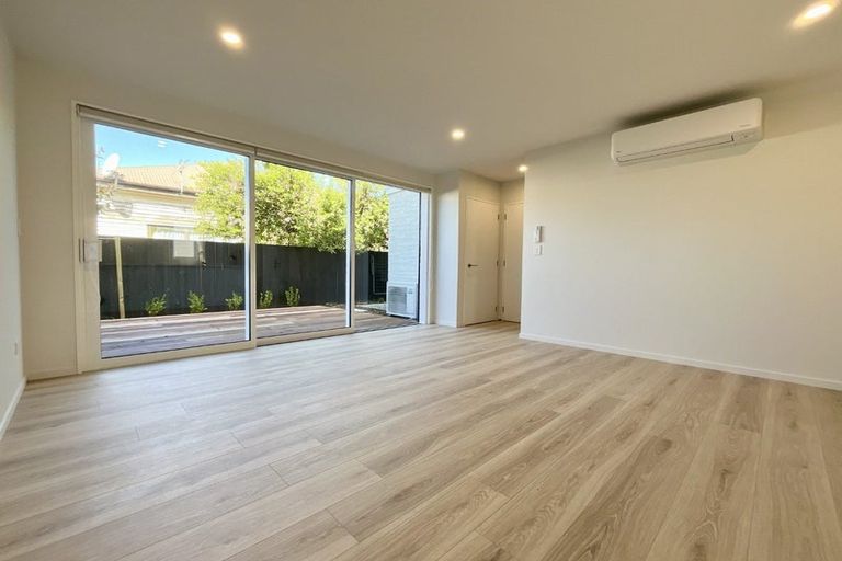 Photo of property in 7/9 Gresford Street, Edgeware, Christchurch, 8013