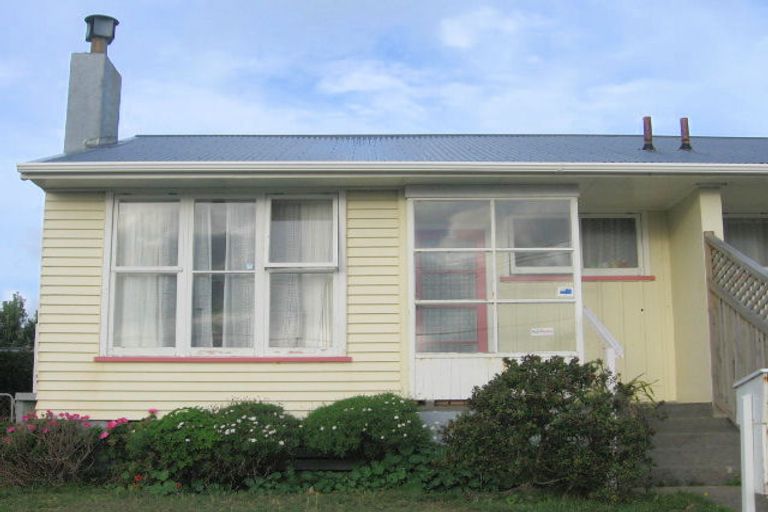 Photo of property in 10 Tukanae Street, Strathmore Park, Wellington, 6022
