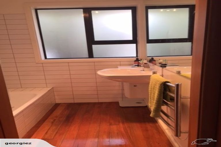 Photo of property in 21 Truro Street, Sumner, Christchurch, 8081