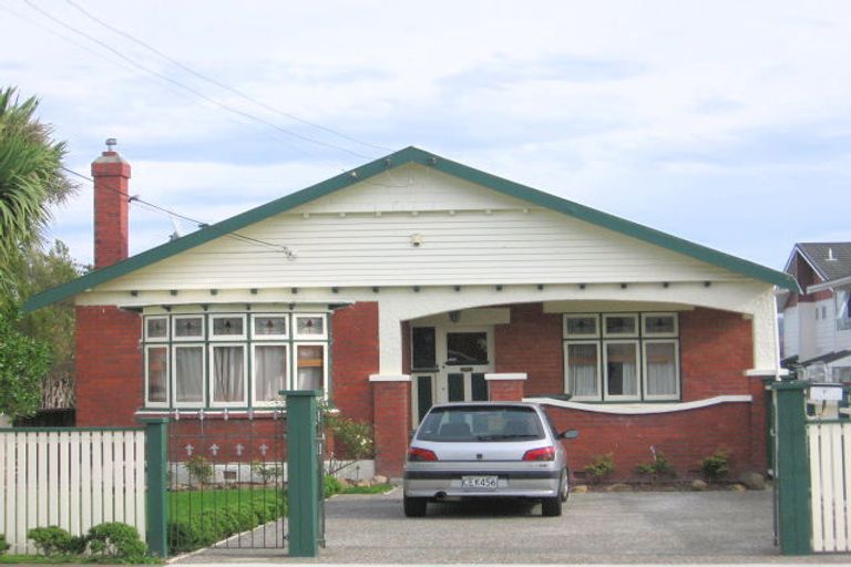 Photo of property in 17 Tama Street, Alicetown, Lower Hutt, 5010