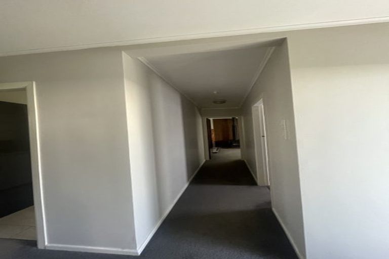 Photo of property in 11 Lynda Avenue, Paparangi, Wellington, 6037