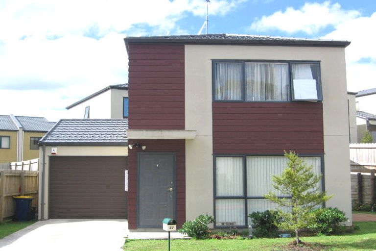 Photo of property in 27 Rakich Place, Henderson, Auckland, 0612
