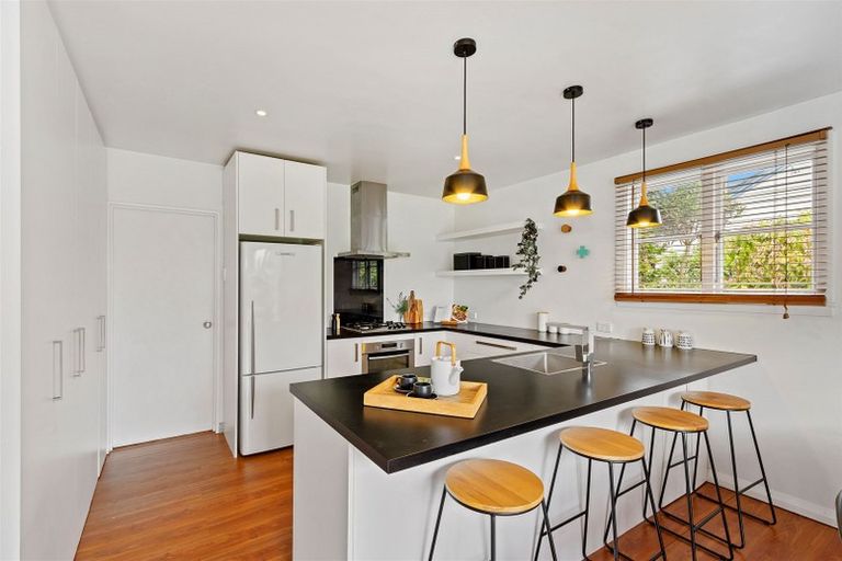 Photo of property in 225 Knowles Street, St Albans, Christchurch, 8052