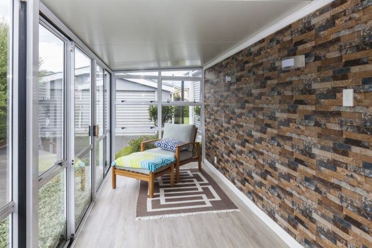 Photo of property in 32 Windermere Road, Papanui, Christchurch, 8053