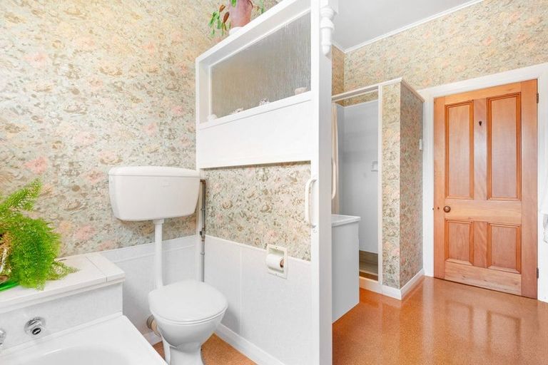 Photo of property in 17 Brownville Crescent, Maori Hill, Dunedin, 9010