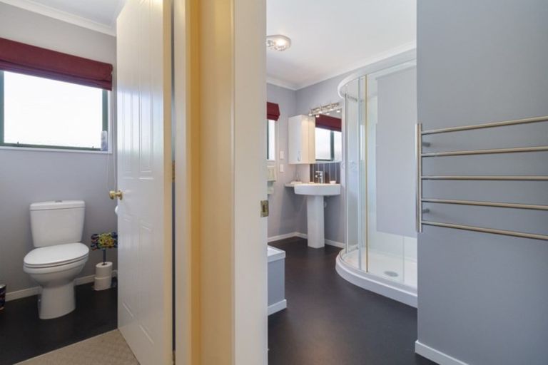 Photo of property in 17 Grosvenor Place, Katikati, 3129