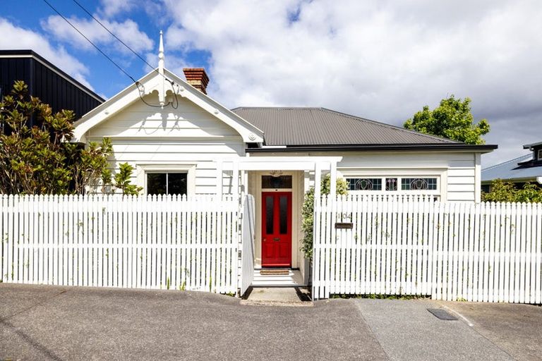 Photo of property in 104 Bassett Road, Remuera, Auckland, 1050