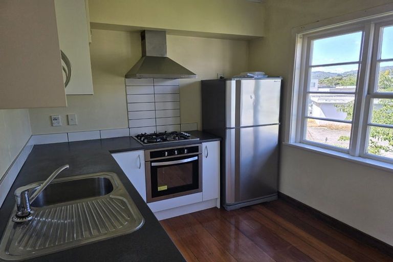 Photo of property in 44-46 Collingwood Street, Waterloo, Lower Hutt, 5011