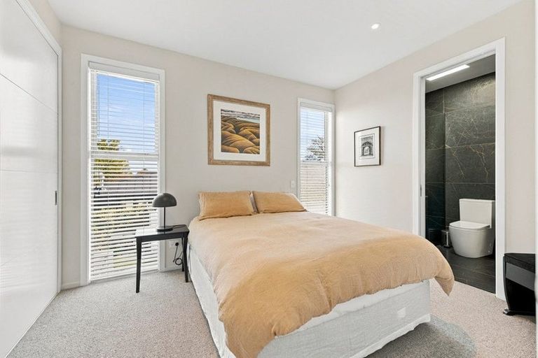 Photo of property in 3/130 Office Road, Merivale, Christchurch, 8014