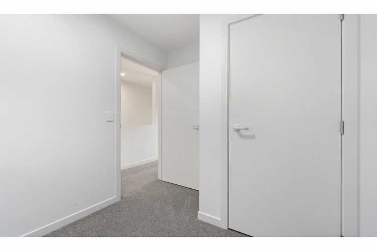 Photo of property in 2/46 Jane Maree Road, Kumeu, 0810