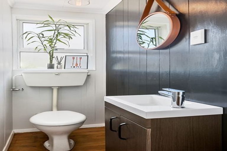 Photo of property in 36 Marewa Street, Kew, Dunedin, 9012