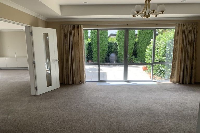 Photo of property in 15 Applefield Court, Northwood, Christchurch, 8051