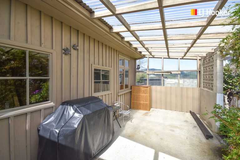 Photo of property in 8 Frances Street, Broad Bay, Dunedin, 9014