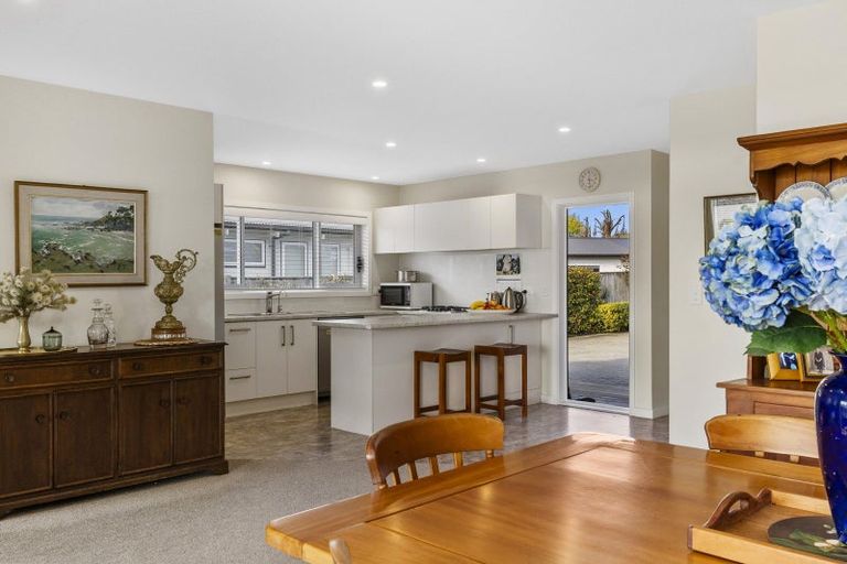 Photo of property in 24 Rainbow Drive, Rainbow Point, Taupo, 3330