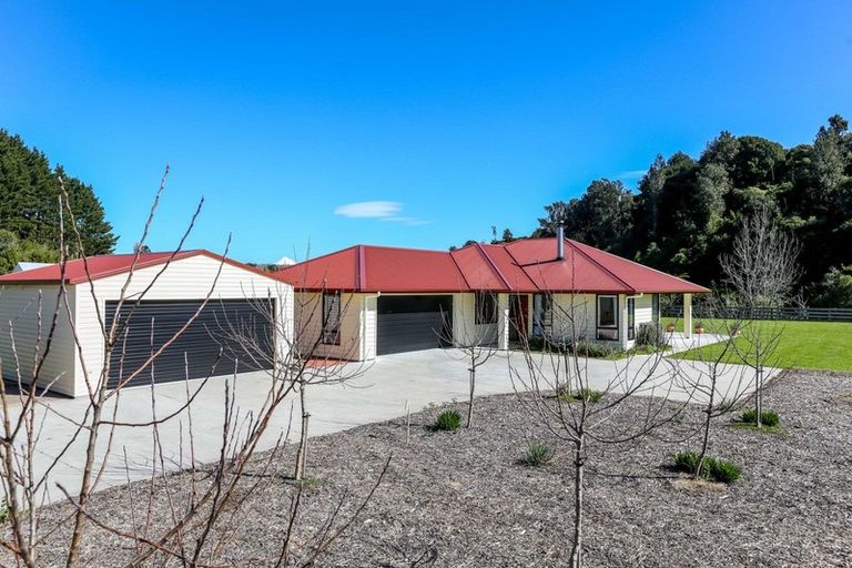 Photo of property in 147 Mimi Road, Mimi, Urenui, 4377