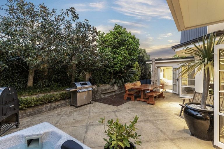 Photo of property in 18a Clarke Road, Onehunga, Auckland, 1061