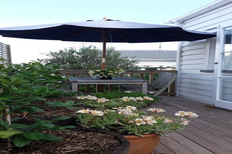 Photo of property in 57 Hill Street, Onehunga, Auckland, 1061