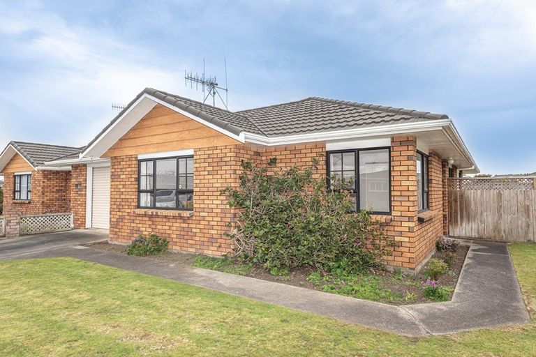 Photo of property in 6a Saint Helens Place, Tawhero, Whanganui, 4501