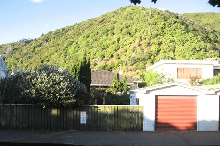 Photo of property in 91 Oroua Street, Eastbourne, Lower Hutt, 5013