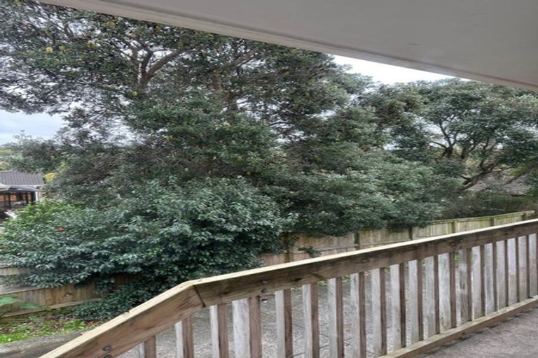 Photo of property in 2/39 Eban Avenue, Hillcrest, Auckland, 0627