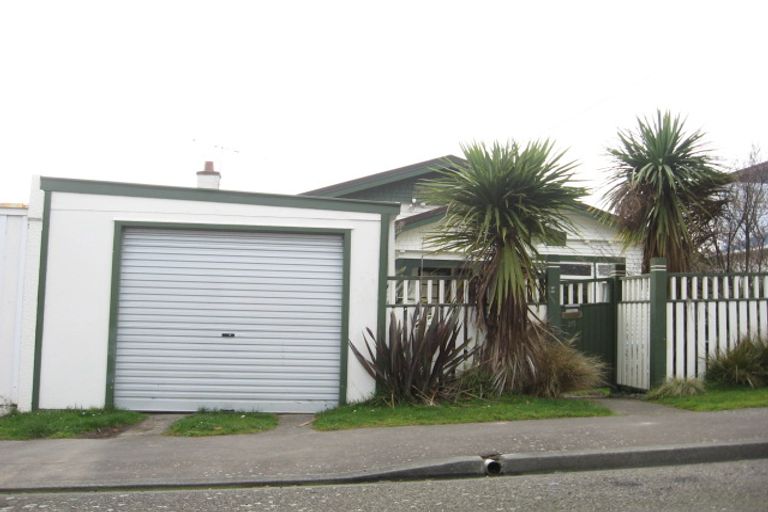 Photo of property in 20 Firth Terrace, Karori, Wellington, 6012
