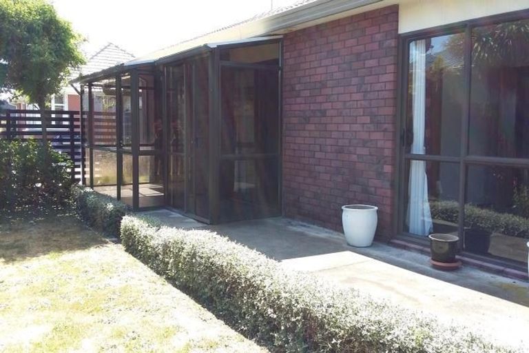 Photo of property in 2/218 Pine Avenue, South New Brighton, Christchurch, 8062