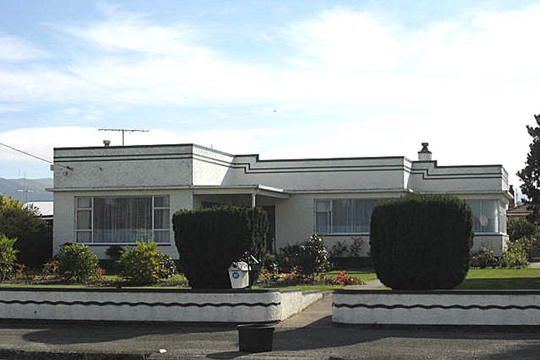 Photo of property in 70 Shearman Street, Waimate, 7924
