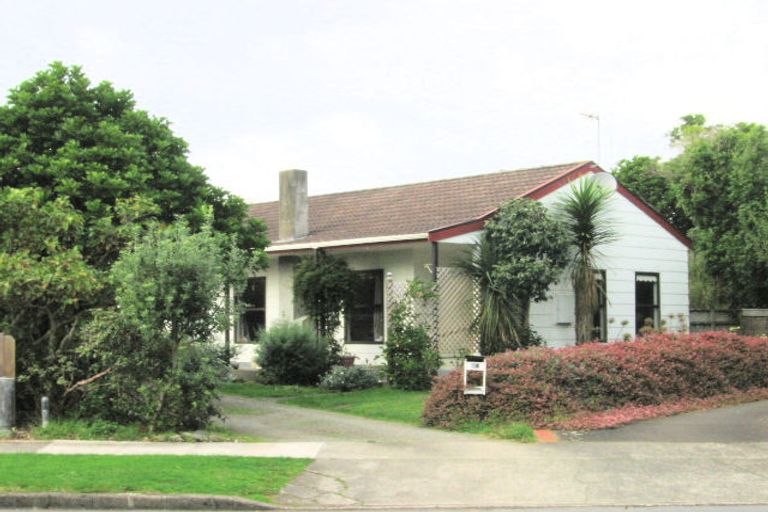 Photo of property in 74a Rimu Street, Waikanae, 5036