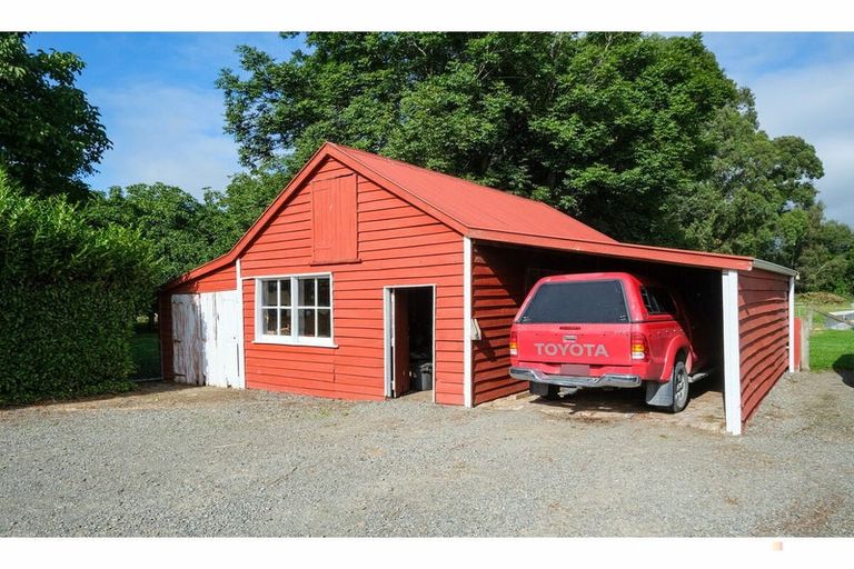 Photo of property in 111 Main North Road, Geraldine, 7930