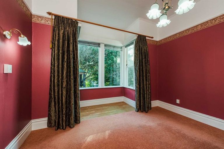 Photo of property in 9 Lerwick Terrace, Melrose, Wellington, 6023