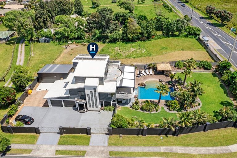 Photo of property in 4a Sandhurst Drive, Papamoa Beach, Papamoa, 3118