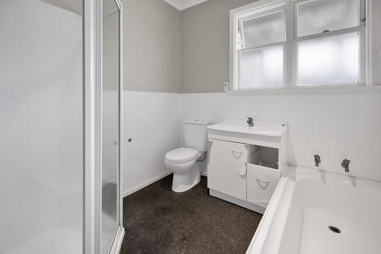 Photo of property in 61 Collins Street, Hawera, 4610