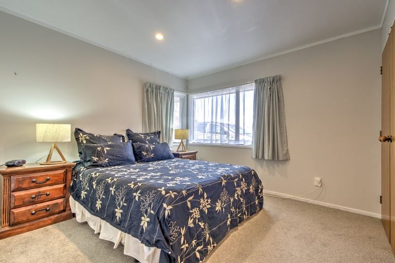 Photo of property in 61 Vardon Road, St Andrews, Hamilton, 3200