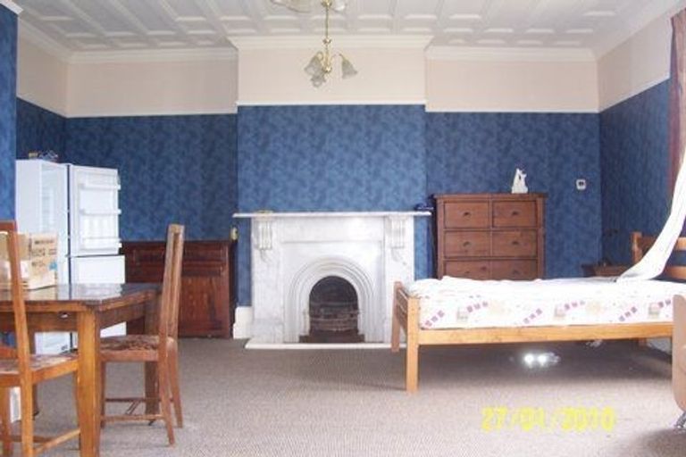 Photo of property in 6 Heriot Row, Dunedin Central, Dunedin, 9016