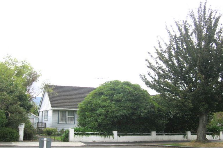 Photo of property in 34 Fraser Crescent, Elderslea, Upper Hutt, 5018
