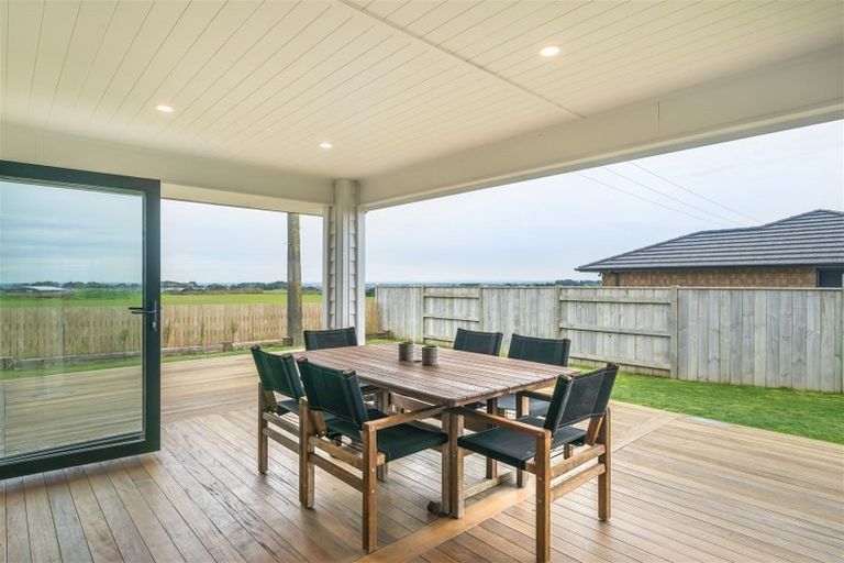 Photo of property in 21 Silicon Way, Fitzherbert, Palmerston North, 4410